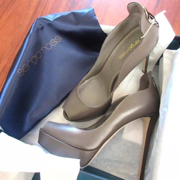 Sergio Rossi 100% Authentic Heels - Picture 2 of 6